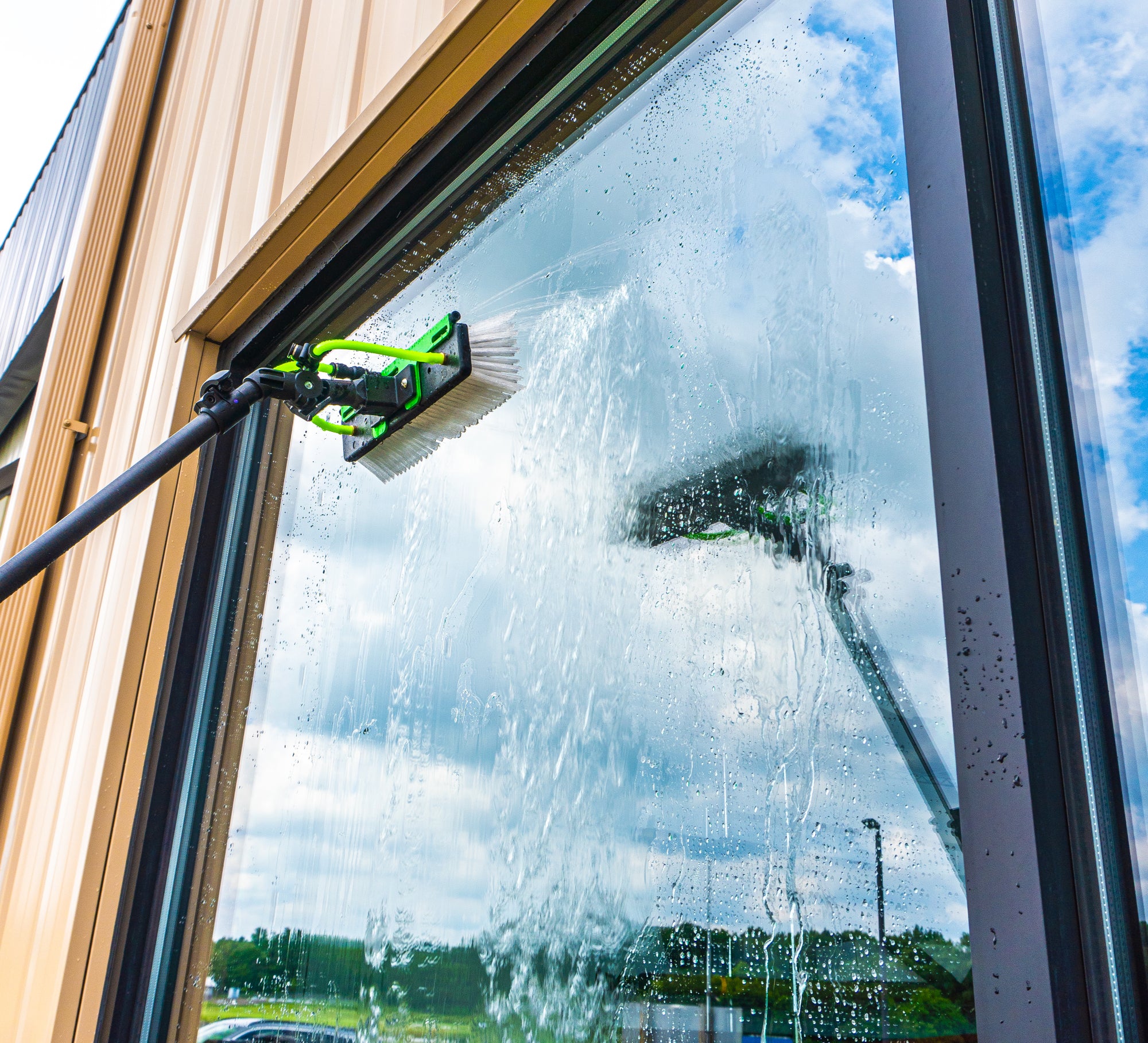 Flexible Window Multi-Purpose Cleaner Brush  Cleaning glass, Window  cleaner, High rise window cleaning
