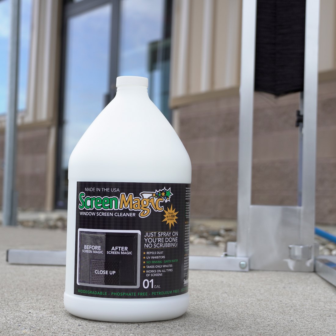 Screen Magic Cleaner - RTU Lifestyle View