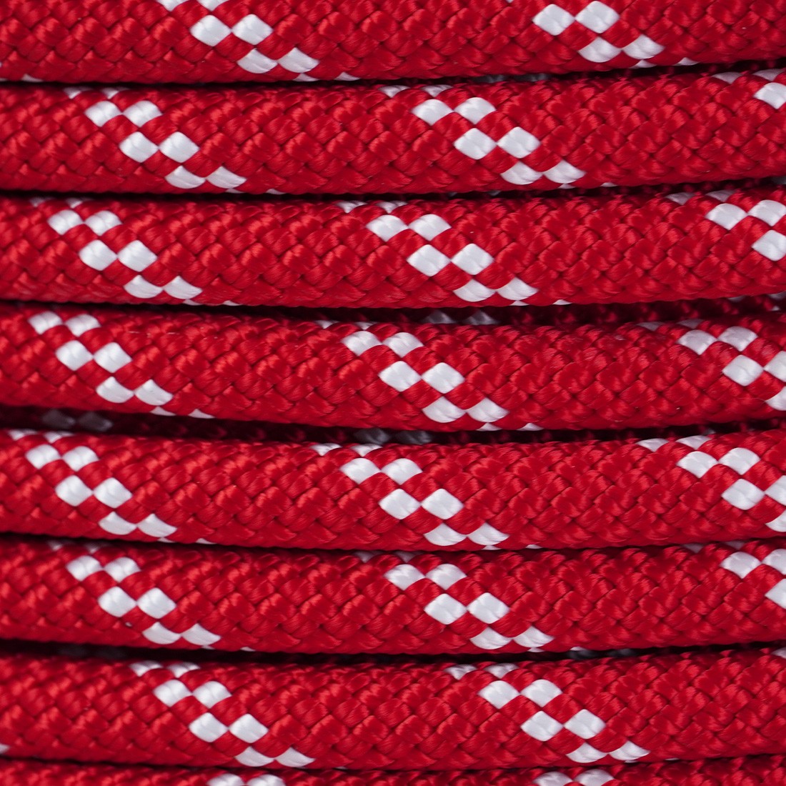 New England Rope KM III Red - 1/2 Inch Close Up View