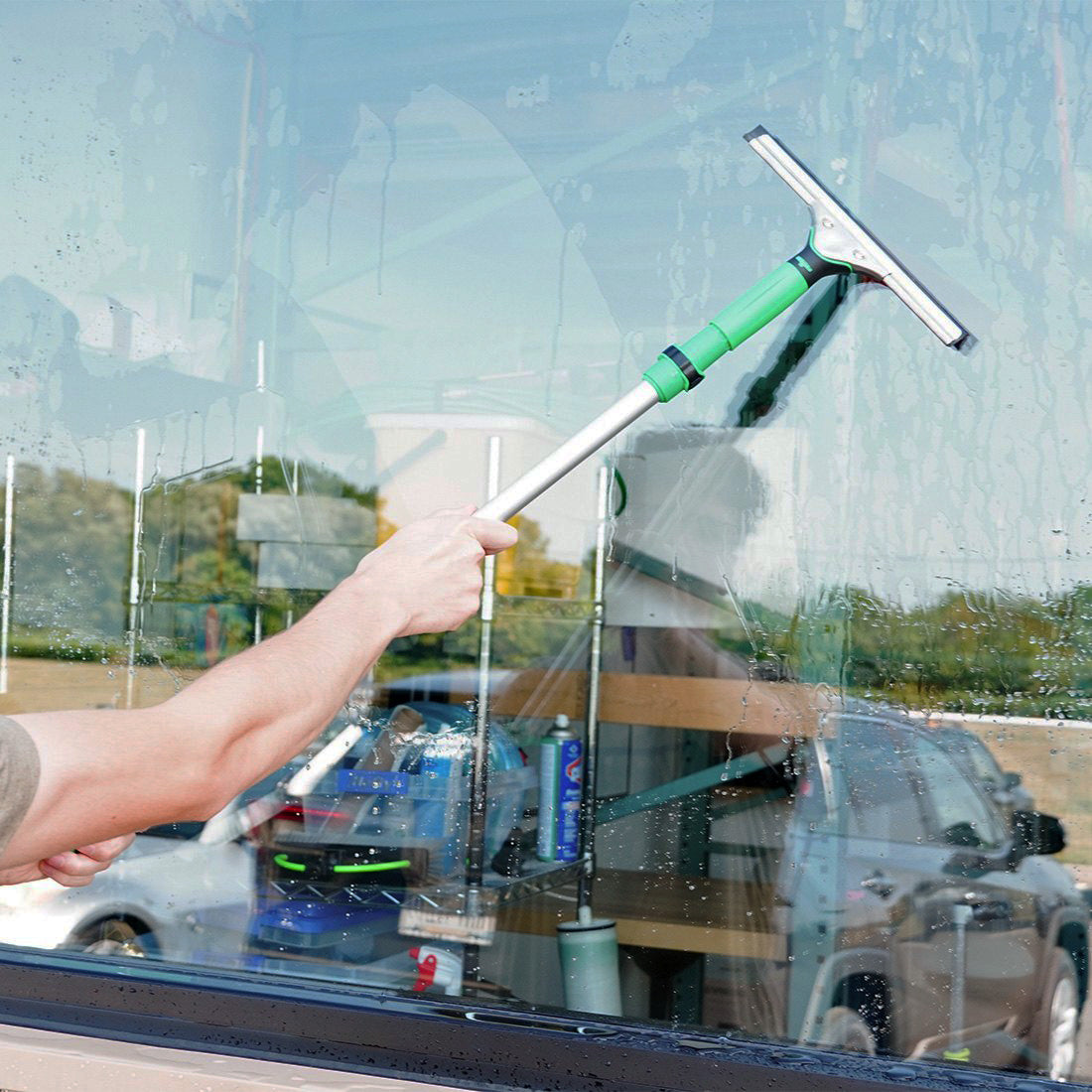 Unger Henry's Handi Handle Pole Action View