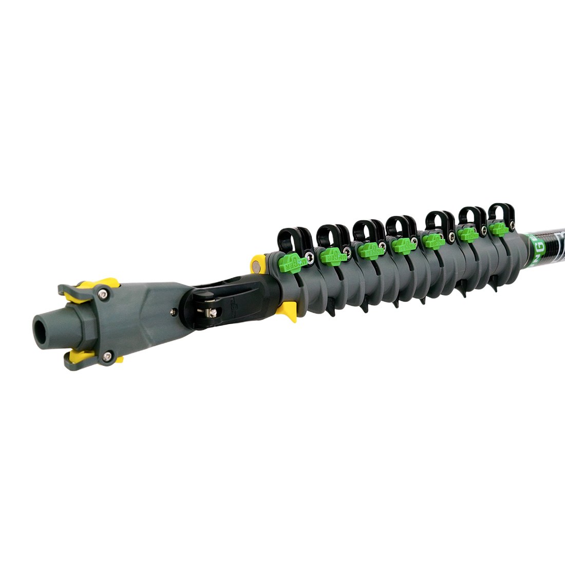 Unger HydroPower Ultra 16K Entry Kit - Adaptor on Pole 3/4 View