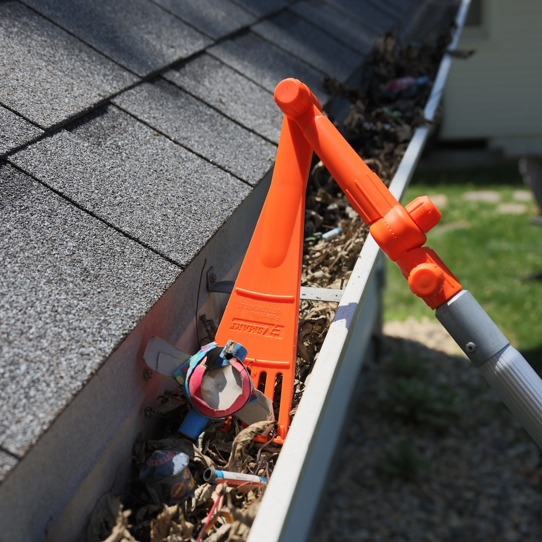 EZ Smart Mini Rake lifestyle View