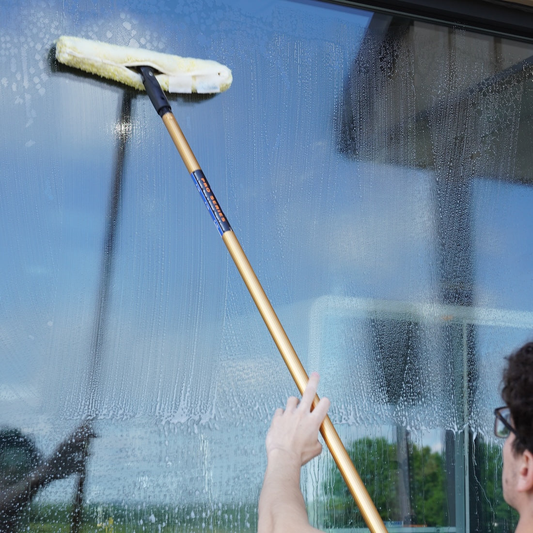 Ettore Pole and Washer on Glass