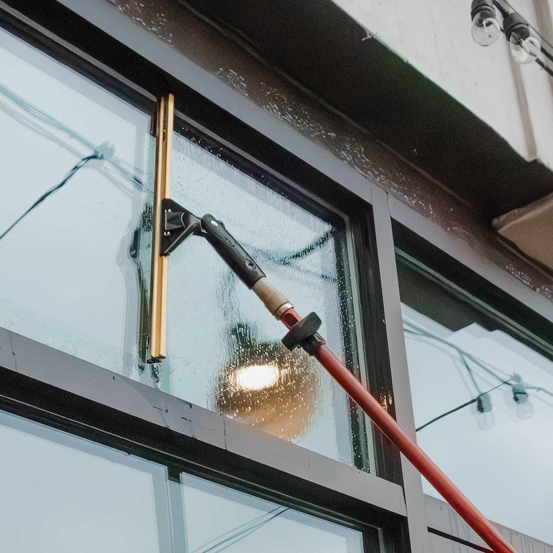 Ettore Pro+ Super System Super Channel Squeegee Handle Action View