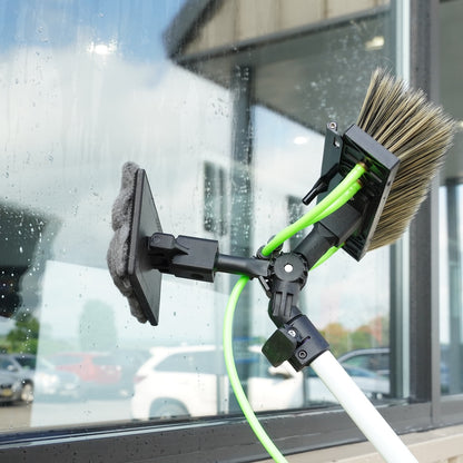 Hinge Mag Scrubber Lifestyle View
