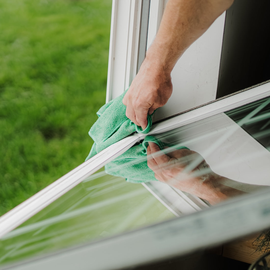 NICE Microfiber Towel Lifestyle View