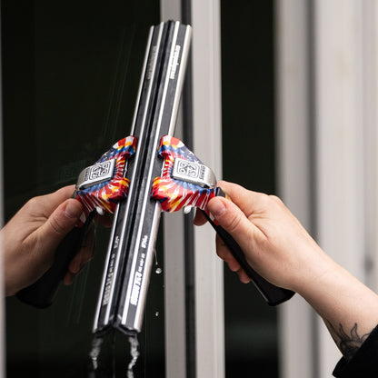 Sörbo Tie-Dye Squeegee Handle Lfestyle View