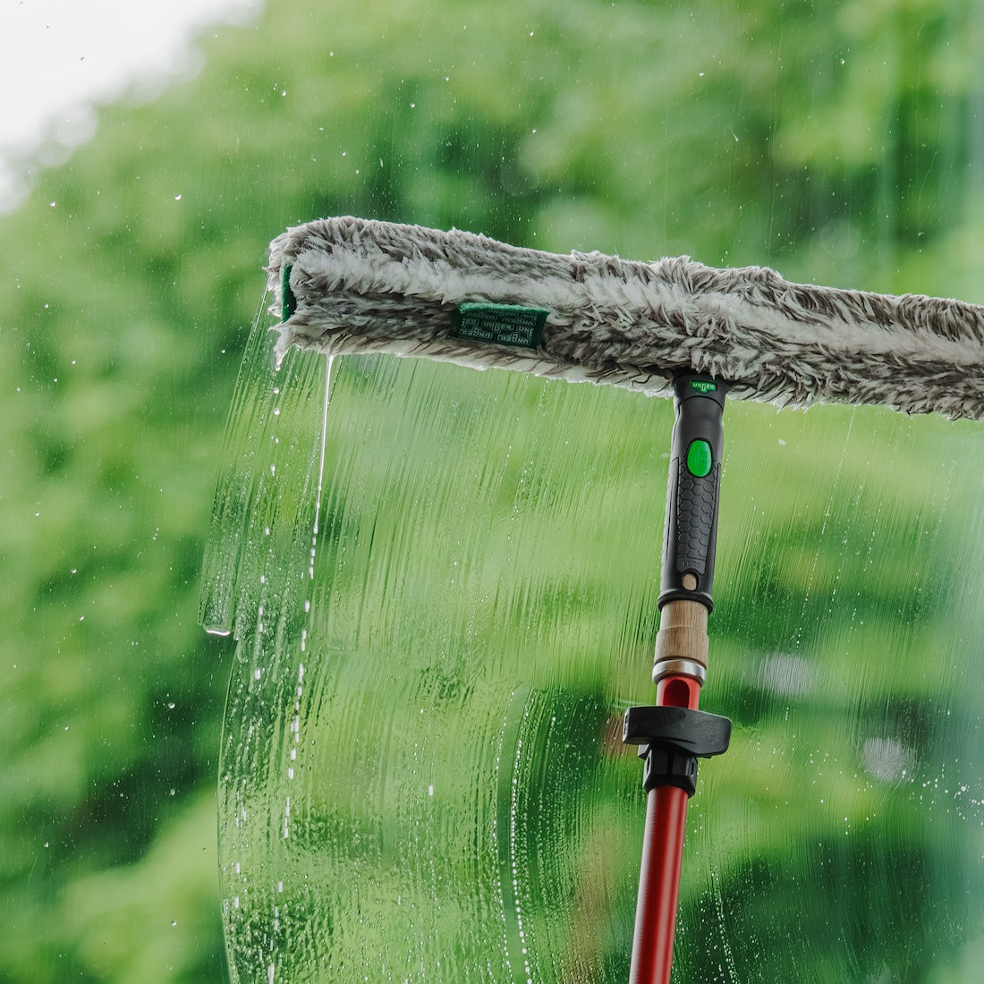 Unger ErgoTec Ninja T-Bar Action View