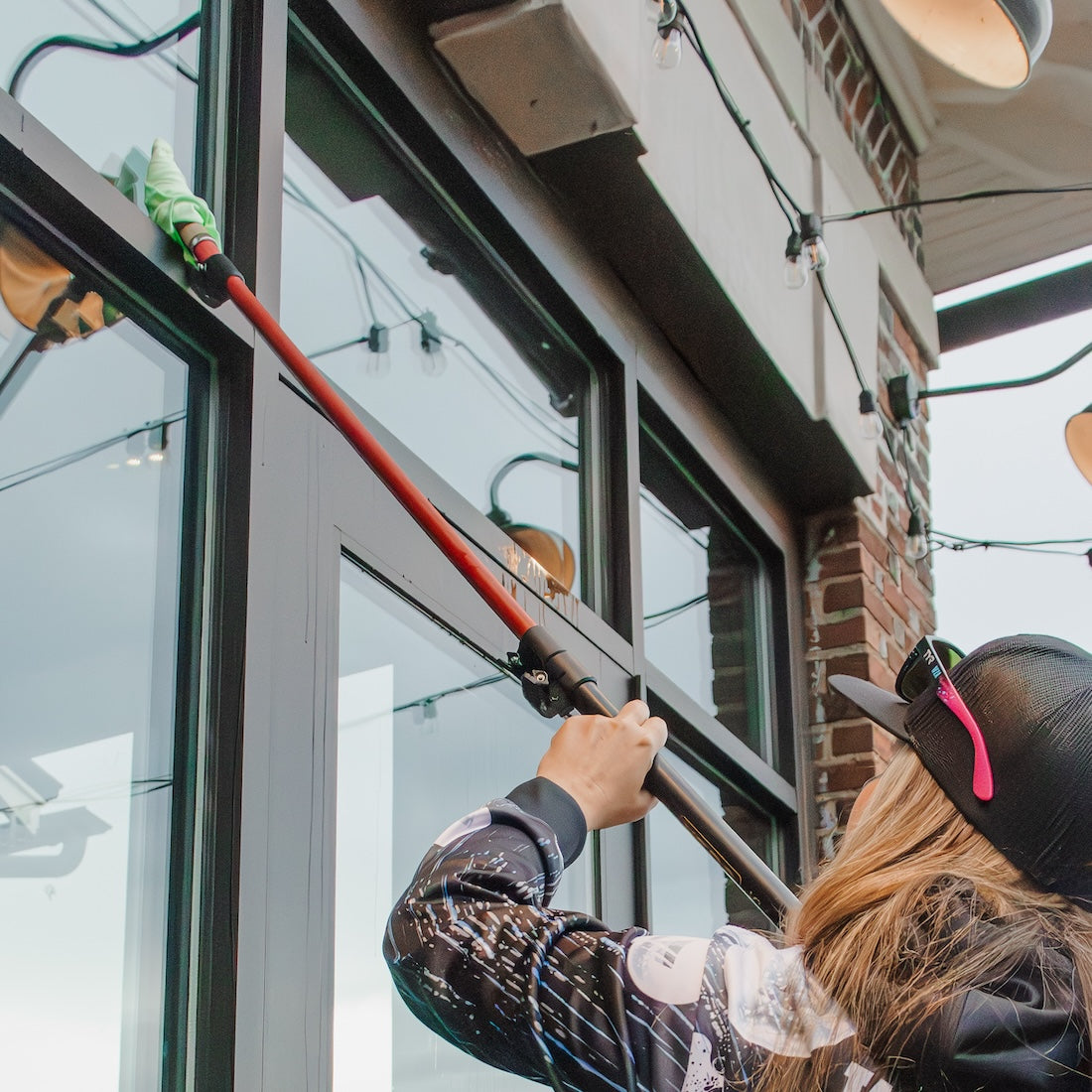 Unger Microfiber MicroWipe Action View