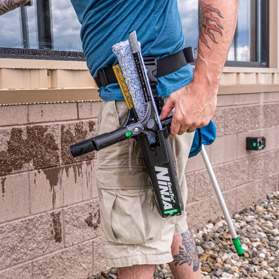 Unger Ninja Bucket on a Belt in Use