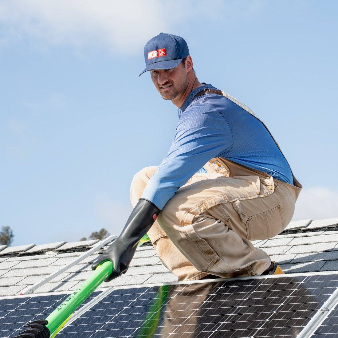 Rooftop Solar Panel Cleaning XERO InsuPole