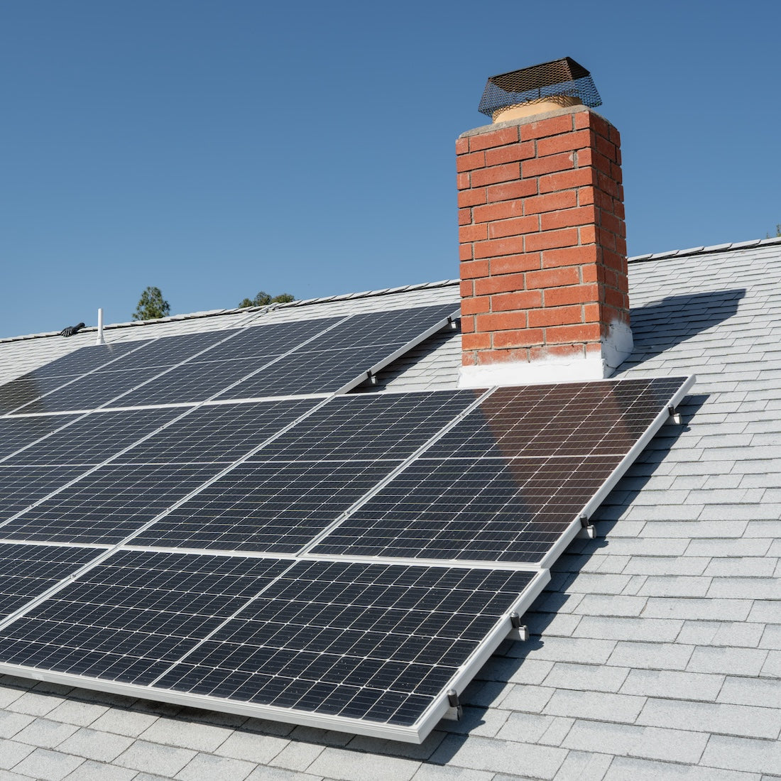 Residential Water Fed Solar Panel Cleaning