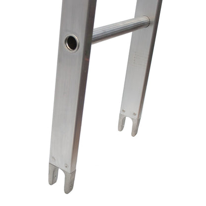 Metallic Ladder Aluminum Center Section - 6 Foot - Bottom Groove View
