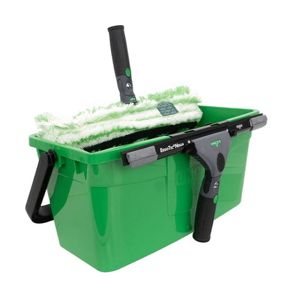 Unger Pro Bucket - 3 Gallon In Use View