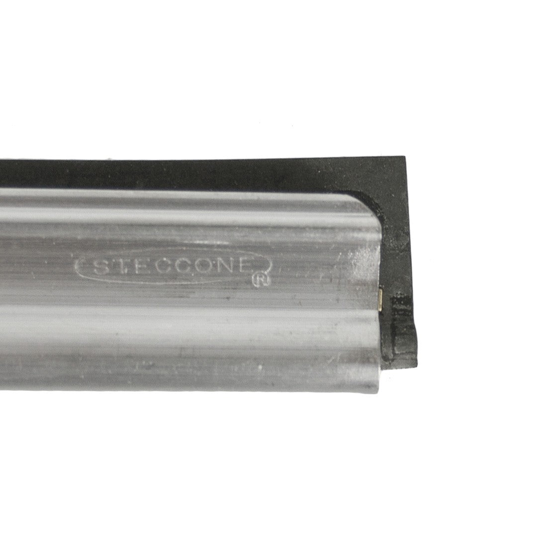 Steccone Feather-Weight Aluminum Channel Close Up Rubber View