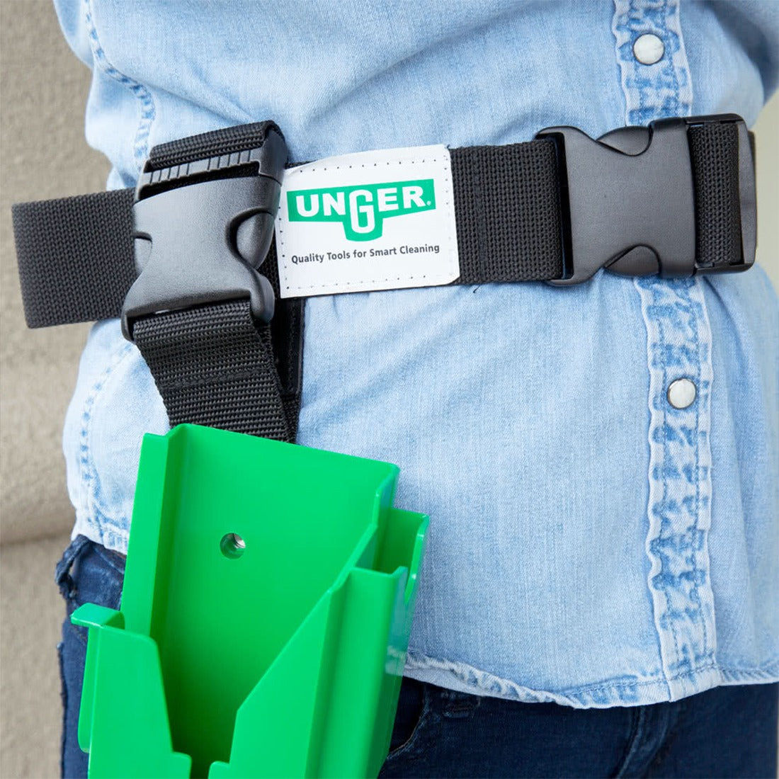 Unger Belt - Straped to Waist with Unger BOAB View